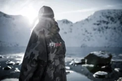 Dryrobe Advance Long Sleeve Black Camouflage - RECYCLED -Outdoor Products Sales 3F1A27752048 2024x2024 9aaf49b2 bb6b 4a1d af9f 4ca9efd4efd4