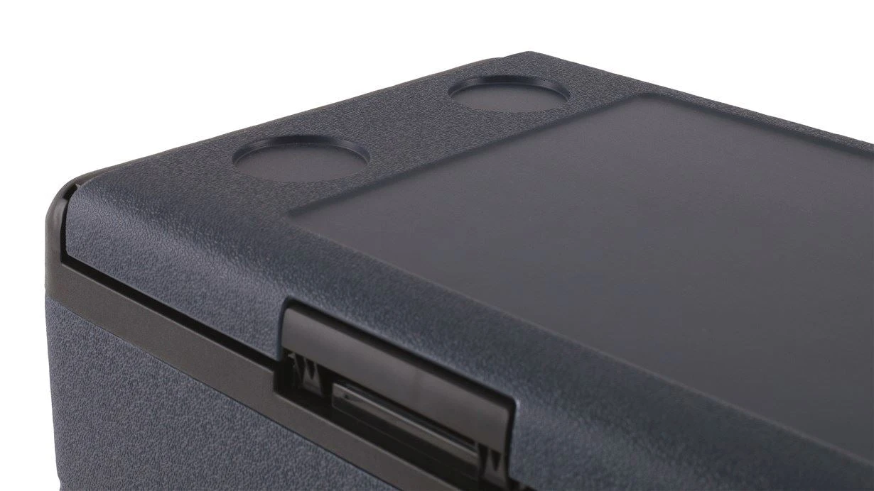 Outwell Arctic Chill 50L Coolbox 12v/230v 3 Outwell Arctic Chill 50L Coolbox 12v/230v - Image 3