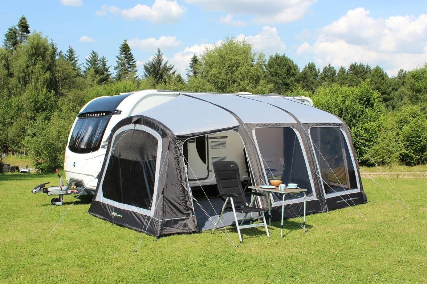 Outdoor Revolution Sportlite Air 320 EX Caravan Awning 2 Outdoor Revolution Sportlite Air 320 EX Caravan Awning - Image 2