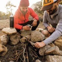 Klean Kanteen Insulated TK Pro (1000ml) Black -Outdoor Products Sales tkpro square boys campfire lifestyle 02934bf2 abcb 4b05 8fb9 f0be6285b0d2